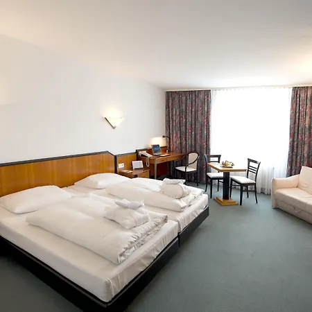 Fora By Mercure Hotel