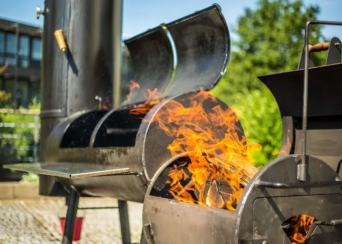 Fora By Mercure Hotel