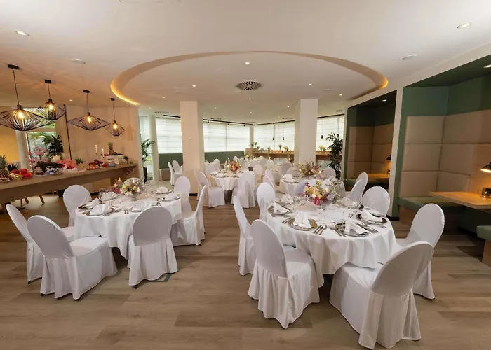 Fora By Mercure 4*