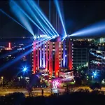 Hotel Fora By Mercure