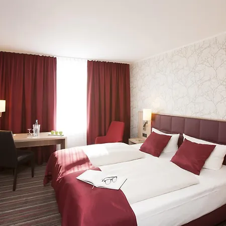 Hotel Fora By Mercure 4*