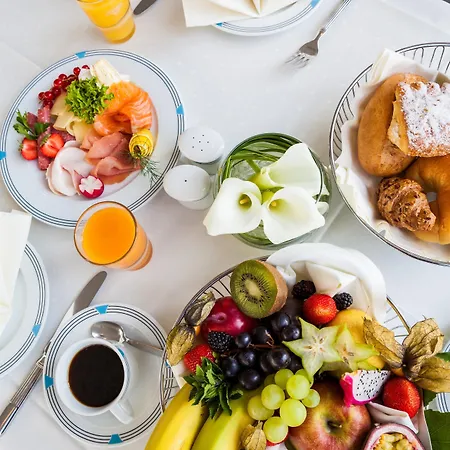 Fora By Mercure Отель 4*
