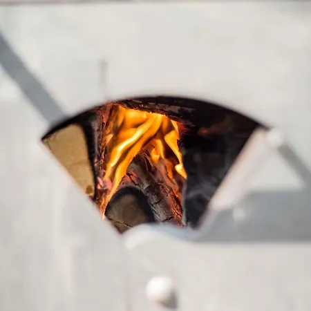 Fora By Mercure Отель