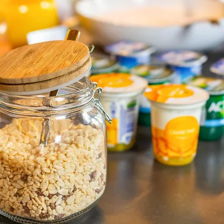 فندق Fora By Mercure 4*