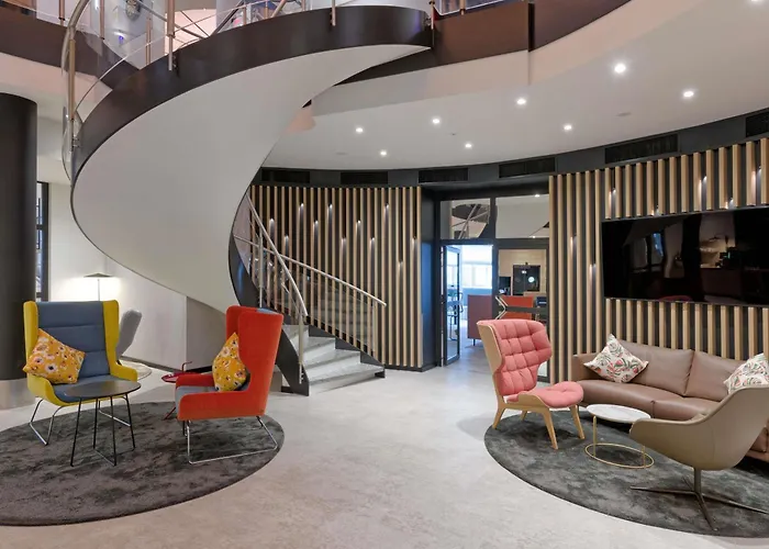 Hotel Fora By Mercure