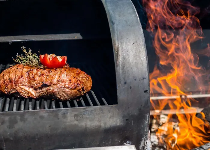 Fora By Mercure Hotel 4*