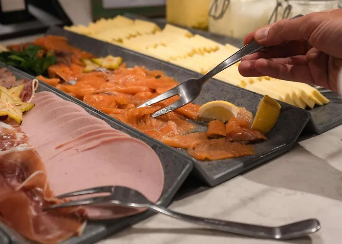 Hotel Fora By Mercure