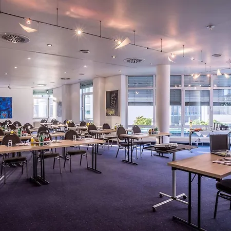 Fora By Mercure Hotel 4*