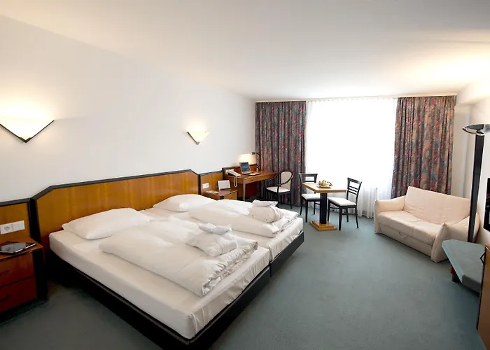 Fora By Mercure Hotel