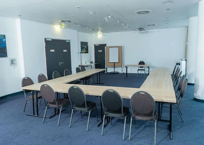 Fora By Mercure Hotel 4*